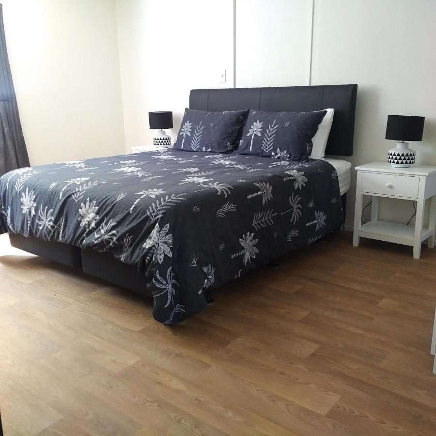 Large Studio With Private Patio, Sky Tv & Wifi Villa Mount Maunganui Eksteriør bilde